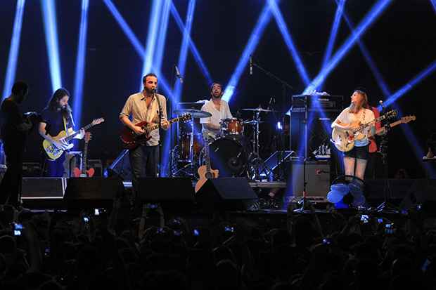 O trio subiu ao palco s 23h desta sexta-feira (24). Foto: Luiz Fabiano/Comunnik/Divulgao 