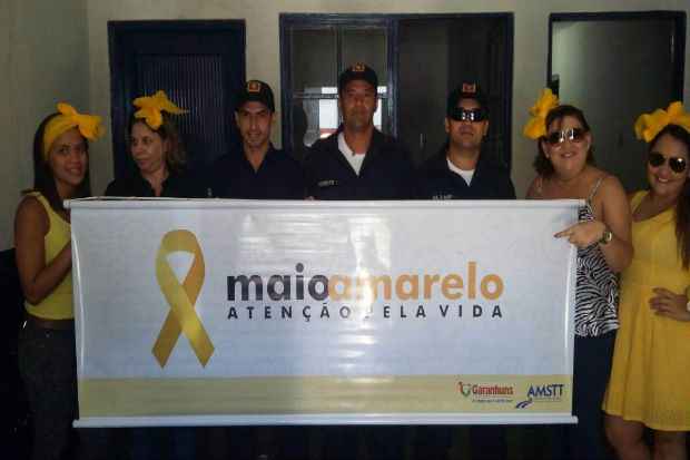 Integrantes do Maio Amarelo. Foto: divulgao