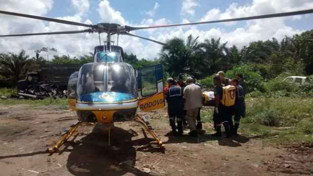 Ferido foi socorrido por helicptero da Polcia Federal. Foto: Bombeiros/Divulgao