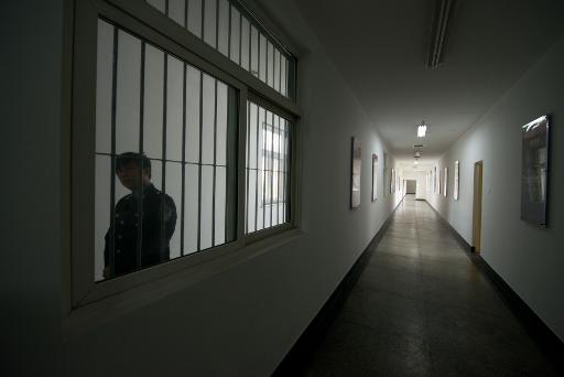 (Arquivo) Autoridades chinesas realizaram uma visita  priso para conhecer a vida dos internos, entre eles ex-companheiros polticos, como um aviso contra a corrupo. Foto:Ed Jones /AFP 