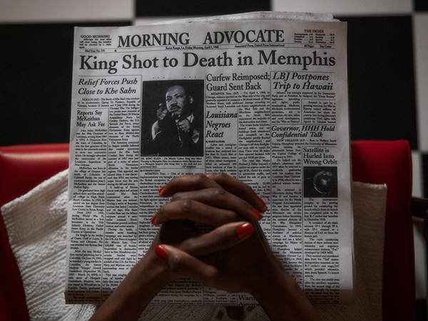 A notcia da morte de Martin Luther King. Crdito: Tyler Shields/Divulgao 