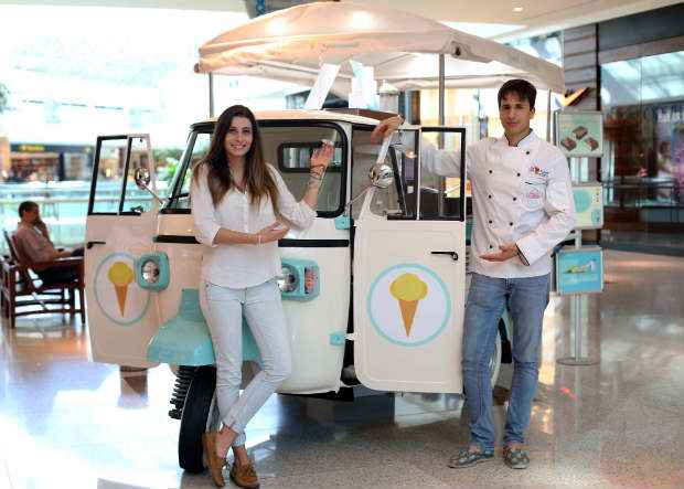 Giulia Ciocca e Giovanni Salmi tinham o sonho de trabalhar com sorvetes. Foto: Paloma Amorim/ Divulgao