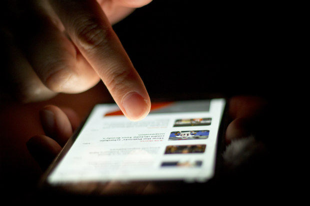 59% dos brasileiros usam smartphone para planejar ou reservar viagens. Foto: Japanexperterna.se/Reprodução 59% dos brasileiros usam smartphone para planejar ou reservar viagens. Foto: Japanexperterna.se/Reprodução