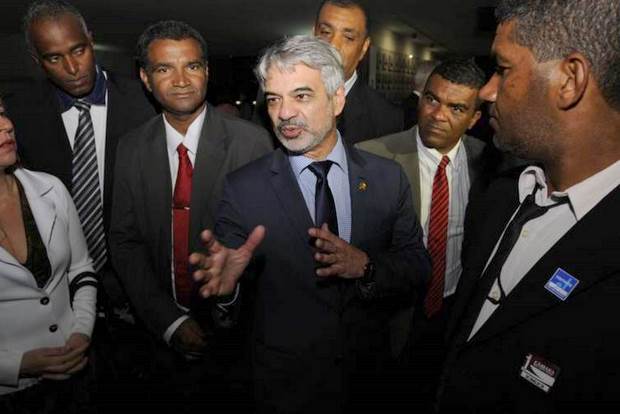 Senador criticou postura de Eduardo Cunha. Foto: Carlos Moura/CB/D.A. Press