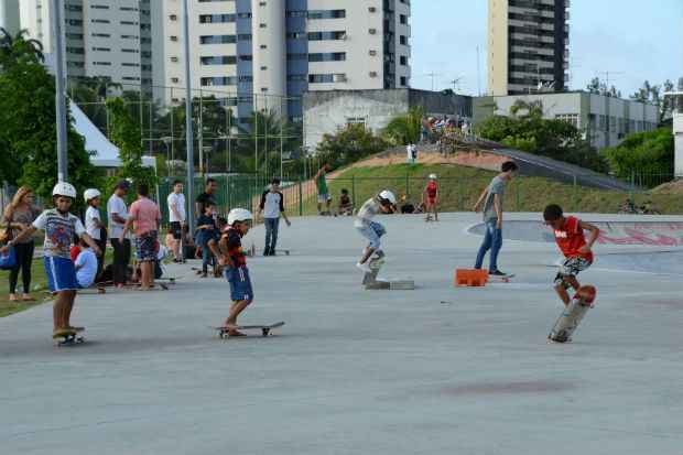 Pblico infantojuvenil tem programao gratuita no Parque de Santana, Zona Norte do Recife. Foto: Inaldo Lins/PCR/Divulgao