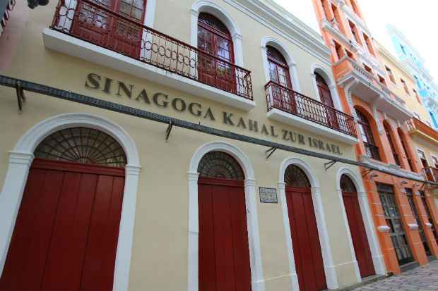 Sinagoga Kahal Zur est localizada na antiga Rua dos Judeus, hoje Rua do Bom Jesus. Foto: Paulo Paiva/DP/DA Press