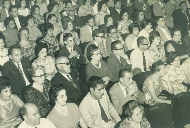 Plateia do Teatro Santa Isabel (Crdito: Arquivo/DP)