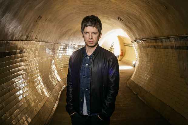 Ex-Oasis Noel Gallagher apresenta repertrio do disco solo Chasing Yesterday. Foto: Divulgao