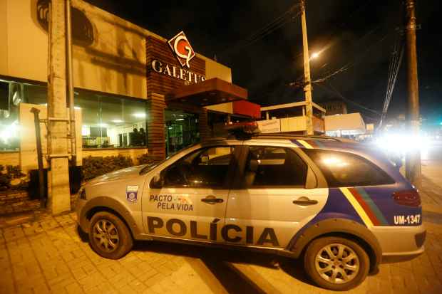 Professor foi assassinado ao deixar o restaurante no ltimo dia 9. Foto: Rafael Martins/Esp. DP/D.A Press