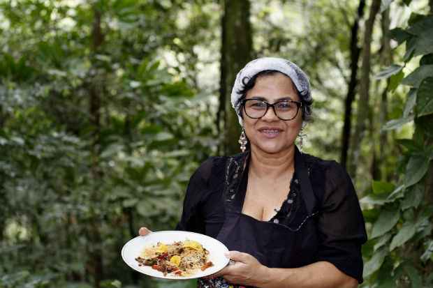 Mnika Barbosa abandonou o emprego para se dedicar  culinria vegana. Foto: Arthur de Souza/ESP. DP/D.A Press