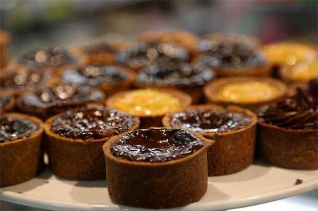 Doces tm apresentao caprichada e sabores que surpreendem quem espera degustar o que se costuma chamar de "comida de doente". Foto: Hesiodo Goes/Esp. DP/D.A. Press