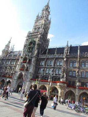 Munique, capital da Baviera, na Alemanha: onde o novo e o antigo dialogam (Shirley Pacelli/EM/D.A.Press)