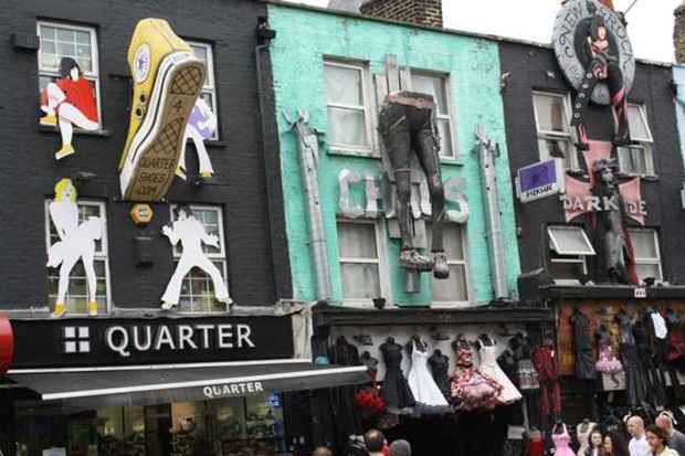 As lojas de Camden Town mostram o lado diferente da regio (Renan Damasceno/EM/D.A. Press)