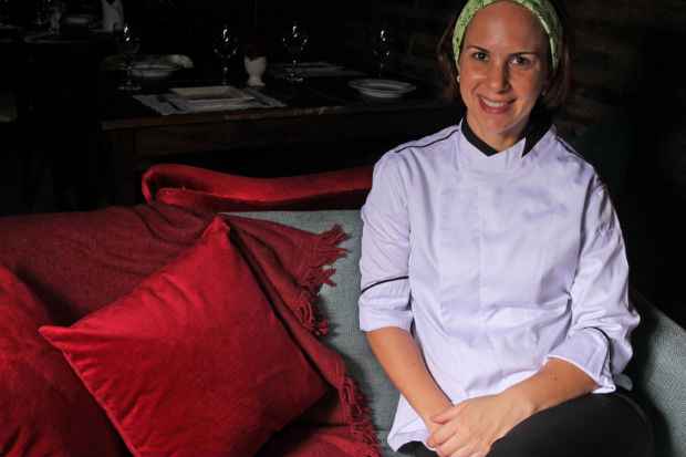 Chef Luciana Sultanum foi eleita destaque do ano pela revista Engenho. Foto: Roberto Ramos/DP/D.A Press