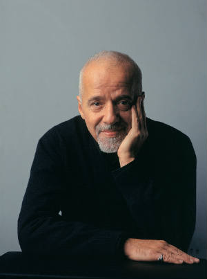 Paulo Coelho  o autor brasileiro mais vendido. Foto: Xavier Gonzalez/Divulgao