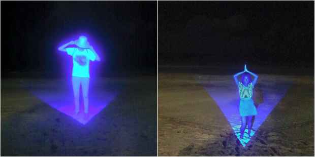 Entidades hologrficas ganham vida com o uso de projetores na areia  noite. Fotos: Museu do Tubaro/ Divulgao