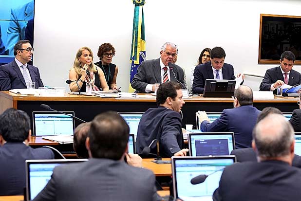 Por 11 votos a 9, os deputados do Conselho de tica decidiram no aceitar o pedido de vista e dar sequencia ao processo. Foto: Antnio Augusto/Cmara dos Deputados