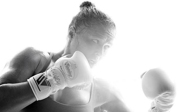 Ronda Rousey prometeu voltar aos ringues para revanche. Foto: Facebook/Reproduo