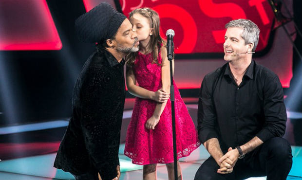 Rafa Gomes cantou "Histria de uma gata", da pea "Os saltimbancos". Foto: Gshow/Divulgao (Rafa Gomes cantou "Histria de uma gata", da pea "Os saltimbancos". Foto: Gshow/Divulgao)