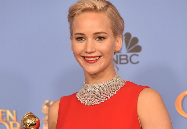 Jenniger Lawrence levou para casa o trofu de melhor atriz pelo filme Joy: O nome do sucesso. Foto: TNT/Divulgao. 