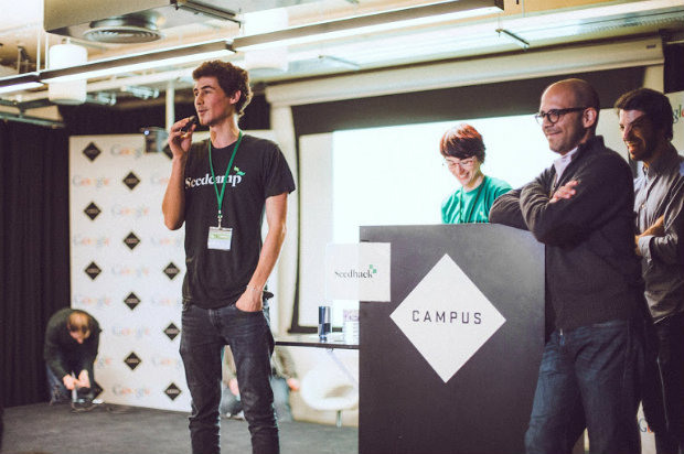 Entre as oportunidades estão o contato com Googlers e outros especialistas do mercado para bate-papos e feedback.
Foto: Divulgação/Google. Entre as oportunidades estão o contato com Googlers e outros especialistas do mercado para bate-papos e feedback.
Foto: Divulgação/Google.
