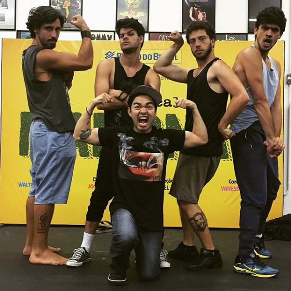 Ruy Brissa, Adriano Tunes, Yudi Tamashiro, Elcio Bonazzi e Arthur Ienzura foram escalados para estrelar musical. 
Foto: Reproduo/Instagram