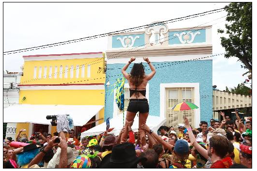 Sexismo, machismo e falta de respeito se infiltram no carnaval. Foto: Bernardo Dantas/DP