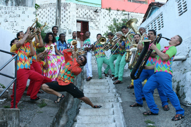 Festa dos msicos da Orquestra Popular rene folies na Bomba do Hemetrio. Foto: Dialogo Comunicacao/Divulgao