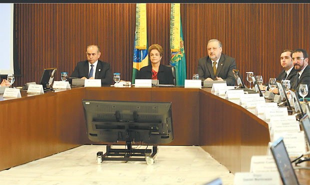 Presidente reuniu-se ontem com lideranas evanglicas para pedir apoio na luta contra a proliferao do mosquito. Foto: Lula Marques/ Agncia PT