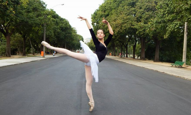 Tmara Dornelas se formou na Escola de Dana do Teatro Municipal do Rio de Janeiro Maria Olenewa. Foto: Arquivo Pessoal