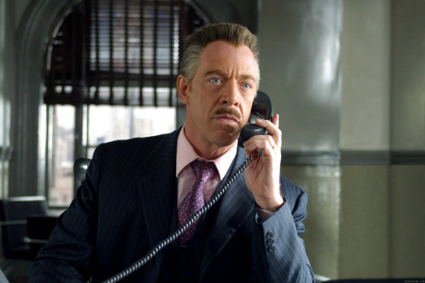 J.K. Simmons como J.J. Jameson em cena de Homem-Aranha. Foto: Sony/Divulgao