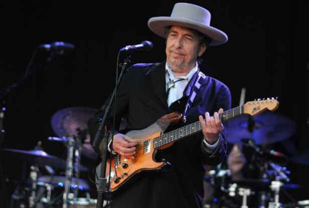 O cantor e compositor Bob Dylan durante apresentao na Frana. Foto: AFP Photo