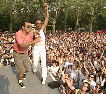 Lder da Nao Zumbi cantou com Gilberto Gil no festival SummerStage, nos Estados Unidos. Crdito: Acervo RTV/Divulgao