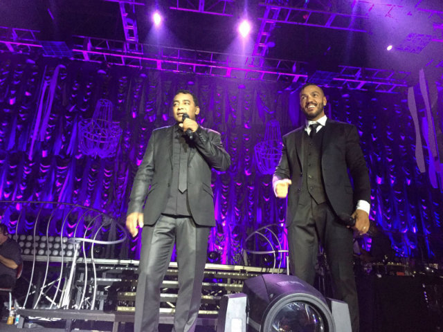 Cantores tambm alternaram em duetos. Na foto, Luiz Carlos e Belo. Foto: Classic Hall/Divulgao