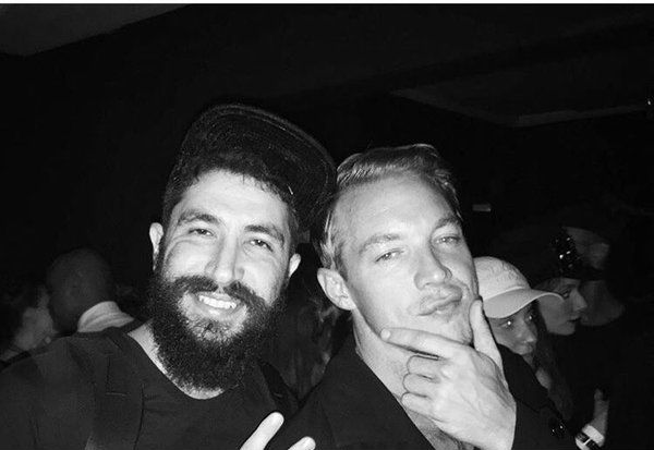 Tudo tranquilo e favorvel com Omulu e Diplo. Foto: Twitter/Reproduo