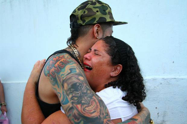 O msico David Correy reencontrou a me com a ajuda de uma srie de matrias publicadas no Diario. Foto: Annaclarice Almeida/DP (O msico David Correy reencontrou a me com a ajuda de uma srie de matrias publicadas no Diario. Foto: Annaclarice Almeida/DP)