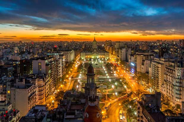 Demanda de turistas argentinos que escolheram Pernambuco como destino cresceu 177% no dois primeiros meses deste ano. Foto: Boris G/Flickr
