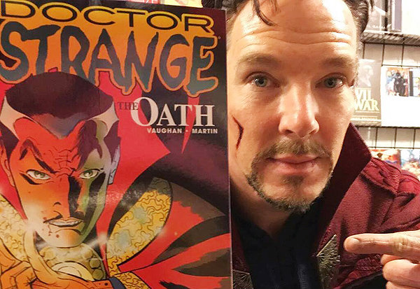 Cumberbatch comprou revistas do personagem que viver nos cinemas. Foto: Instagram/Reproduo