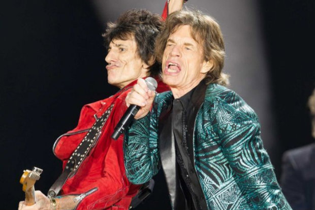Ronnie Wood e Mick Jagger durante show dos Stones. Foto: Site Oficial/Reproduo