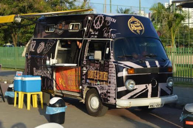 Zirkus churros, RecBeer, RecBurguer, Kombi massa, Moov Food e Just Kone sero os food trucks fixos do local. Foto: Ricardo Fernandes/DP/D.A Press
