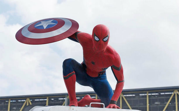 A participao do Homem-aranha  apontada pela crtica americana como uma das melhores passagens do novo no filme do Capito Amrica. Foto: YouTube/Reproduo