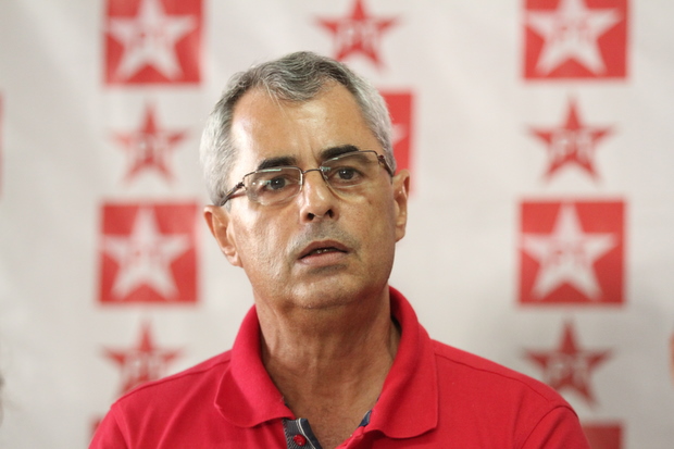 Peu Ricardo/Esp. DP
Petista ressalta que ex-aliados desrespeitaram votos que presidente teve em Pernambuco em 2014 (Peu Ricardo/Esp. DP)