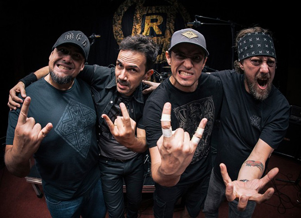 Grupo entoou hits dos 20 anos de carreira. Foto: Divulgao