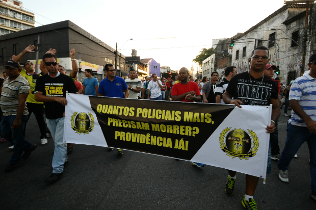 https://www.diariodepernambuco.com.br/static/app/noticia_127983242361/2016/04/27/641417/20160427230819446153u.jpg