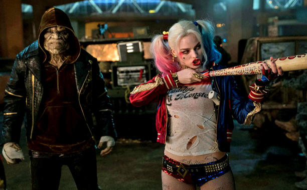 Margot Robbie interpreta Arlequina no filme que estreia em agosto. Foto: Warner Bros./Divulgao