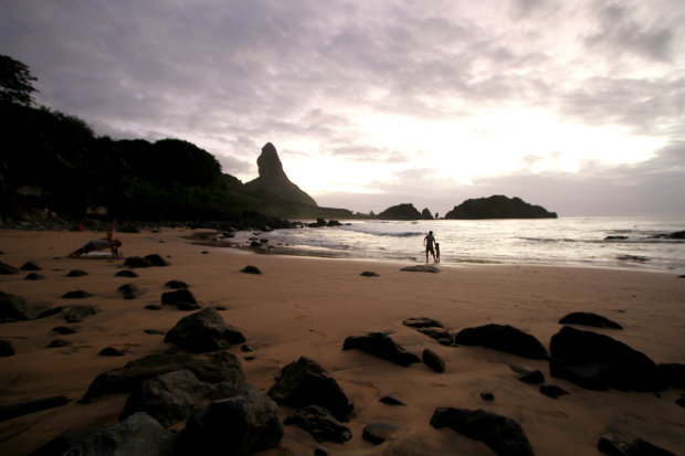 Na foto, a Praia do Cachorro.
Foto: Paulo Paiva/DP.