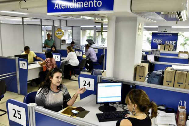 Do total, 1.043.815 candidatos se inscreveram para o cargo de tcnico do seguro social. Foto: Breno Fortes/CB