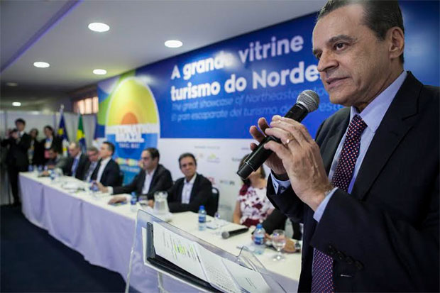 O ministro do Turismo, Henrique Eduardo Alves, afirmou que faltam incentivos para o setor. Foto: Tom Cabral/Divulgao