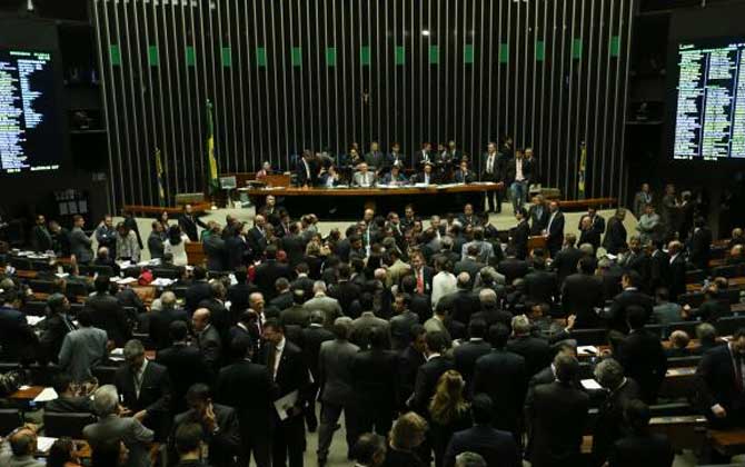 Plenrio do Congresso aprecia o projeto do governo que modifica a meta fiscal. Foto: Fabio Rodrigues Pozzebom/Agncia Brasil