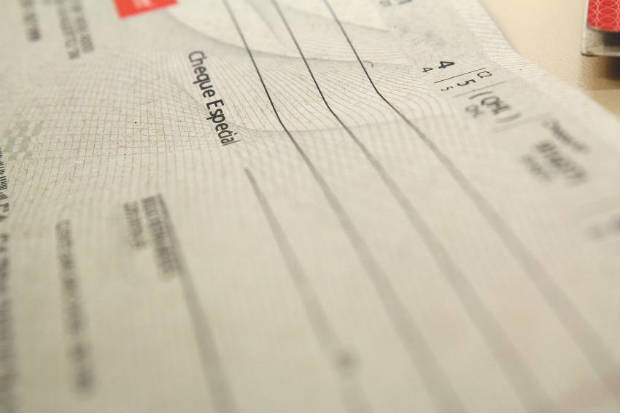 Taxa do cheque especial subiu 7,9 pontos percentuais, de maro para abril. Foto: Marcos Santos/ USP IMAGENS